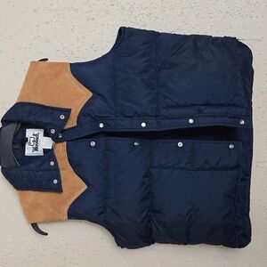 Woolrich Vintage Men's Blue and Brown Puffer Vest